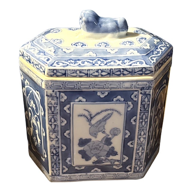 Antique Chinese Blue and White Tea Caddy For Sale