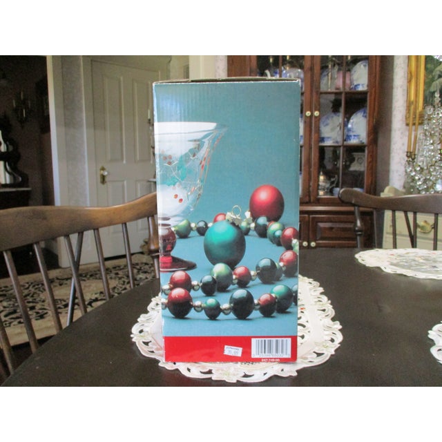 1970s 1970s Pfaltzgraff Winterberry Footed Dessert Bowls Painted Glass New in Box - Set of 4 For Sale - Image 5 of 15