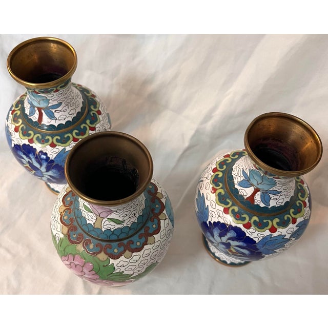 Chinese Chinese Cloisonné Vase Collection, 3 PCS For Sale - Image 3 of 6