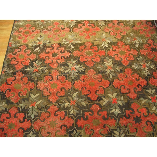 American 1880s Brown Geometric Floral Antique American Hooked Rug 7'2" X 8'9" Knotted Pile Wool Carpet For Sale - Image 3 of 4