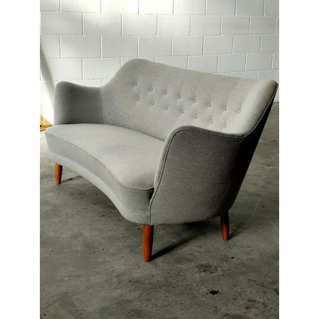 1970s Vintage Grey Fabric Sofa, 1970 For Sale - Image 5 of 12