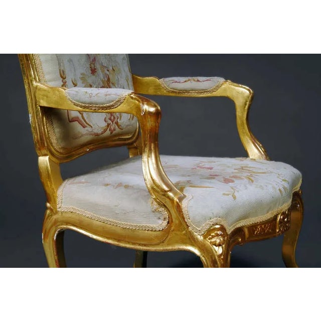 Gold 19th Century French Giltwood Aubusson Tapestry 7-Piece Salon Suite For Sale - Image 8 of 9