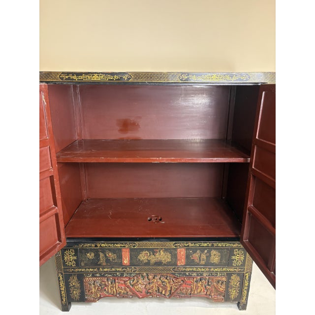 Qing Dynasty Chinese Inlaid Cabinet, 1890s For Sale - Image 5 of 6