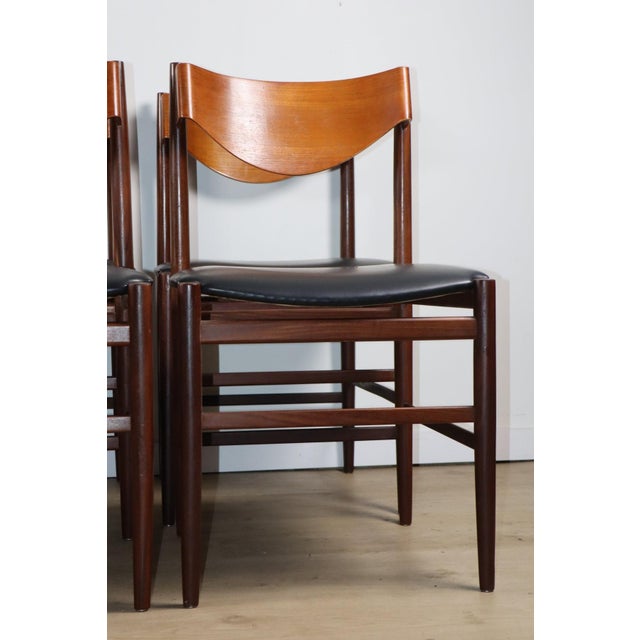 Chairs in Teak and Black Imitation Leather by Gianfranco Frattini, 1960s, Set of 6 For Sale - Image 16 of 18