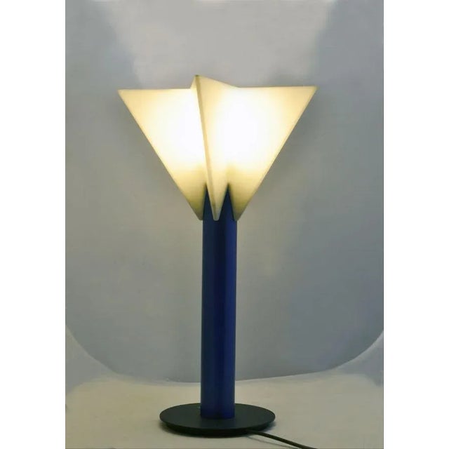 Postmodern Star Shaped Table Lamp by Salvatore Gregorietti for Status Milano, 1980s For Sale - Image 3 of 7