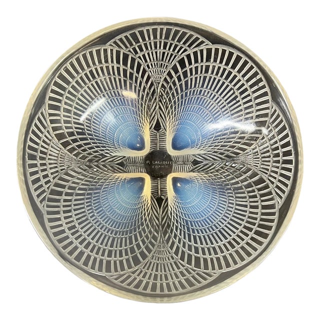 Rene Lalique (France) - 'Coquilles' Shell Opalescent Art Glass Bowl, C. 1924 For Sale