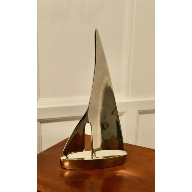 French chrome desktop model of a yacht. A super piece and a great desk ornament for the sailor that has everything else....
