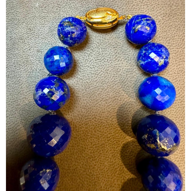 Contemporary Vintage Lapis Lazuli Single Strand Necklace Yellow Gold 14K Clasp With Diamond For Sale - Image 3 of 18