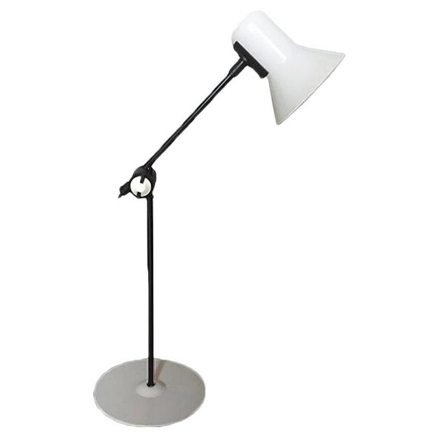 Space Age White Table Lamp from Veneta Lumi, 1970s For Sale - Image 9 of 9