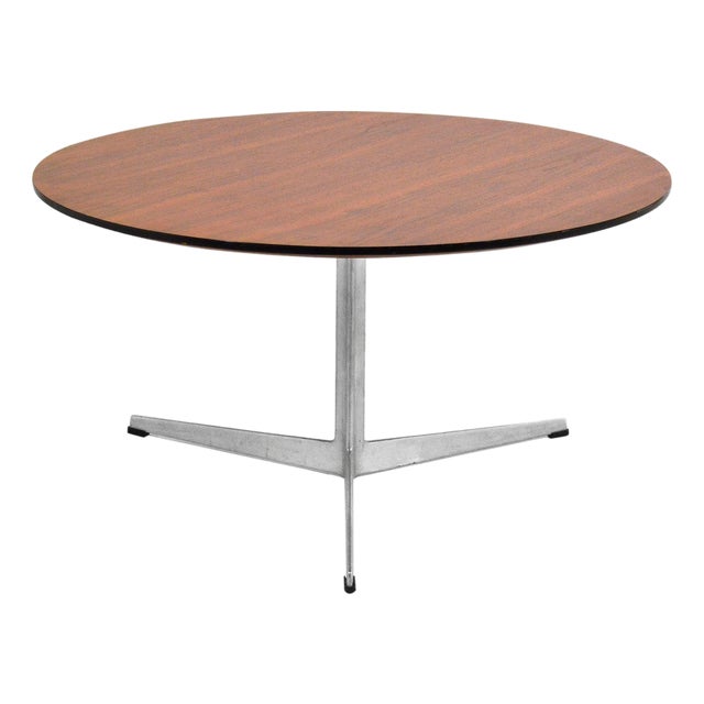 Arne Jacobsen Coffee Table by Fritz Hansen For Sale