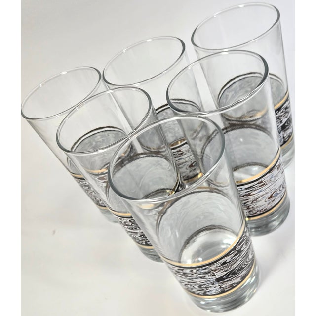 These were retro when they were created in 1988. in the 80s, everything 60s was hot, today everything 80s is hot....