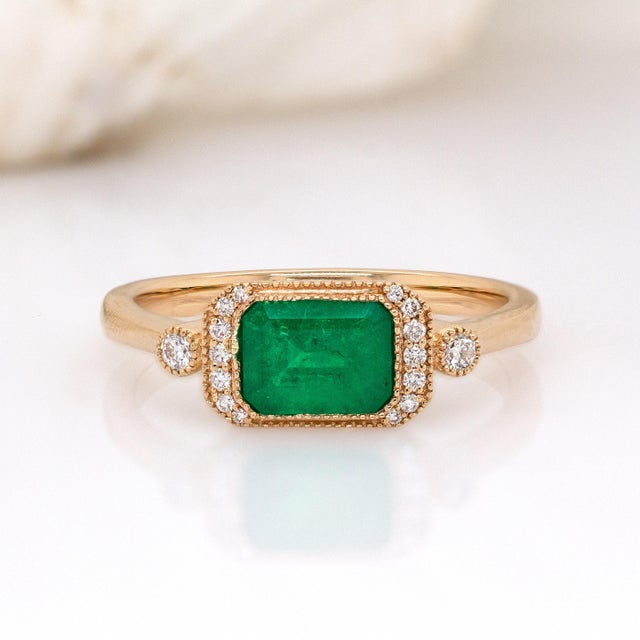 Contemporary Colombian Emerald Ring With Natural Diamond Accents: Solid 14k Gold, Size 6.75 For Sale - Image 3 of 7