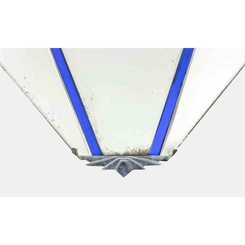 Vintage Art Dèco Wall Mirror realized in 1920s/30s. Glass and metal. Scratches and losses on the mirror, otherwise good...