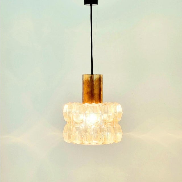 Mid-Century Modern Amber Diamond Glass and Brass Pendant Light by Helena Tynell for Limburg, Germany, 1960s For Sale - Image 4 of 11