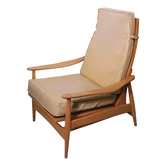 Mid 20th Century Lounge Chair Platform Rocking Chair by Heywood Wakefield For Sale
