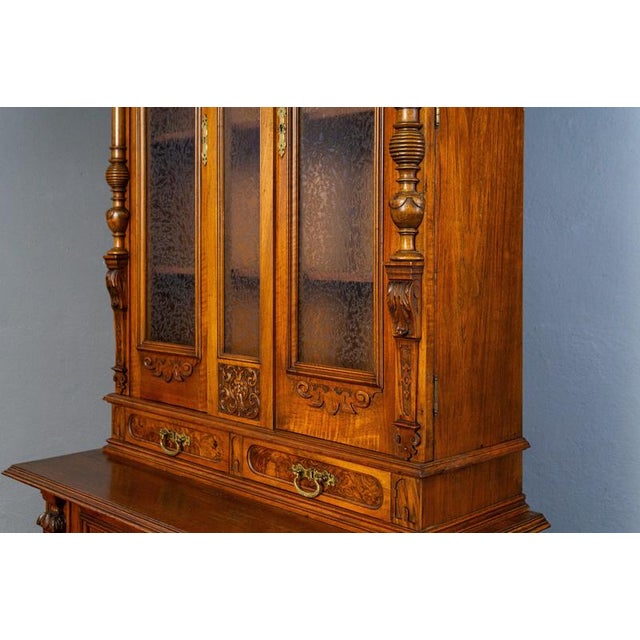 Decorative Gründerzeit Bookcase in Walnut and Oak, 1800s For Sale - Image 9 of 18