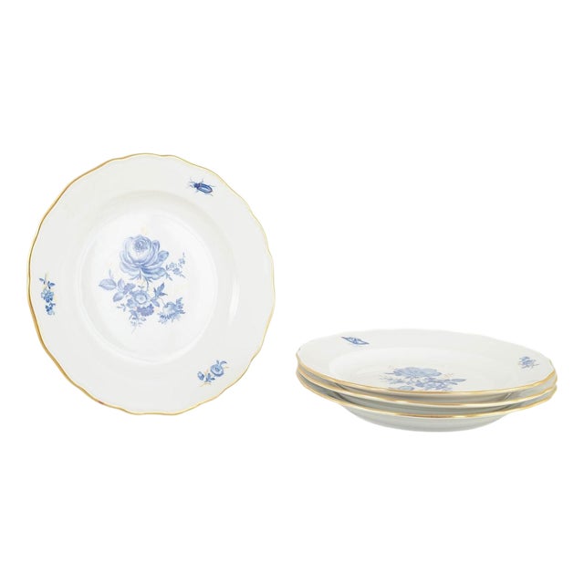 Porcelain Dinner Plates with Blue Floral Motifs and Gilt Rim from Meissen, Set of 4 For Sale