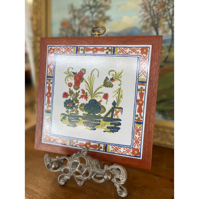 Vintage French Faience Style Ceramic Tile With Hand-Painted Floral Motif in Wood Frame. For Sale - Image 4 of 10