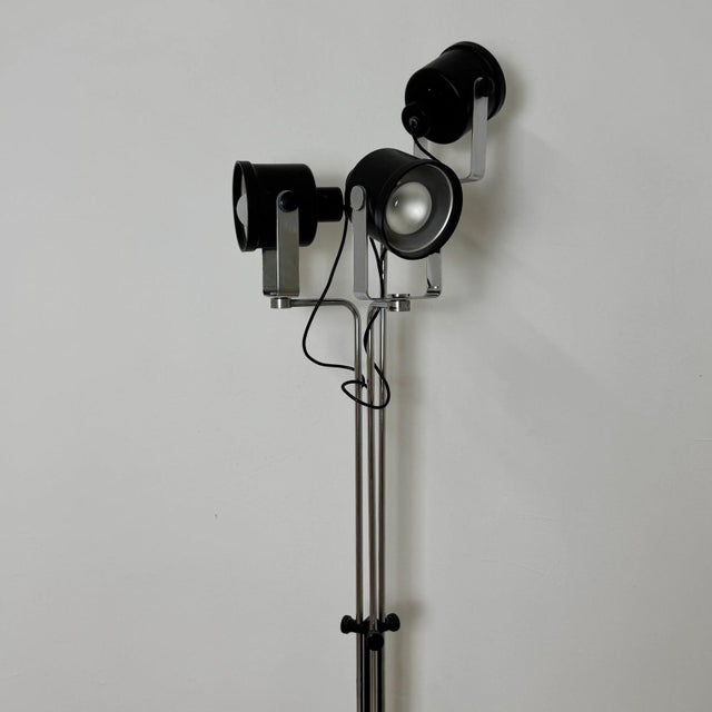1970s P433 Brusasco Torretta 3-Spotlight Floor Lamp from Luci Italia, 1970s For Sale - Image 5 of 17
