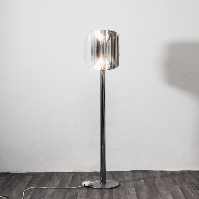 Fontana Arte Style Floor Lamp, Vintage Design, 1970s, Modern Antiques. 6 light sources present. The item is in good...