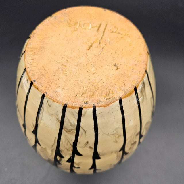 1920s Art Nouveau Ceramic Vase by E. Huber Roethe, 1920s For Sale - Image 5 of 7