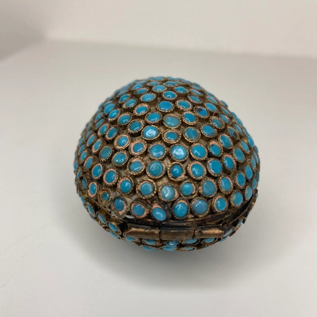 Tribal Vintage Tibetan Gau Prayer Box With Turquoise Colored Stones – Brass Gilt, Mid-20th Century For Sale - Image 3 of 10