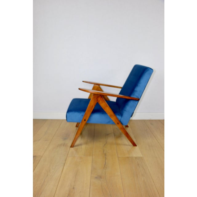 Vintage Blue Velvet VAR B-310 Chair in Dark Wood, 1960s For Sale - Image 3 of 11