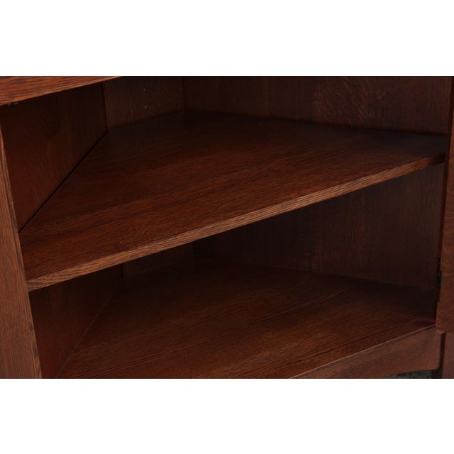 Wood Stickley Mission Oak Leaded Glass Corner Cabinet For Sale - Image 7 of 18