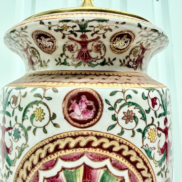 Vintage Oriental Accents Table Lamp - Hand-Painted Porcelain Design For Sale In Mobile - Image 6 of 12