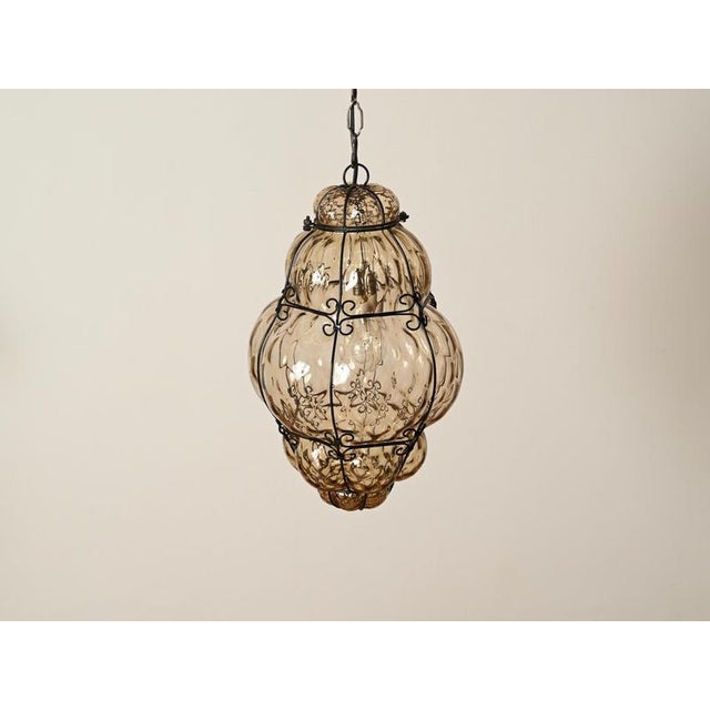 Metal Large Mouth-Blown Murano Amber Glass and Iron Lantern Pendant Light from Seguso, Italy, 1940 For Sale - Image 7 of 18