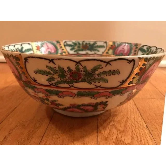 Late 19th Century Vintage Famille Rose Center Decorative Bowl For Sale - Image 5 of 6