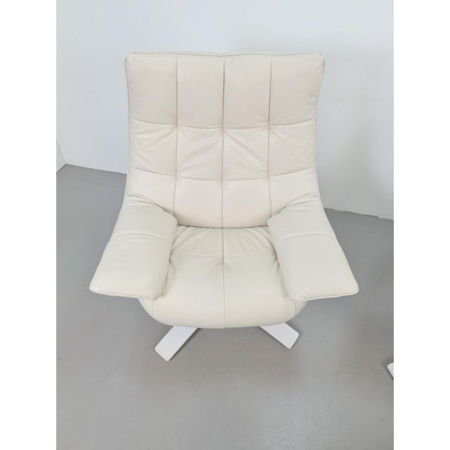Leather King and Queen Recliner Lounge Chairs and Ottoman from Natuzzi, 2010s, Set of 3 For Sale - Image 14 of 18