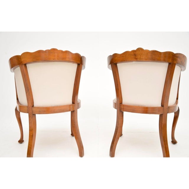 1920s Antique Queen Anne Style Walnut Tub Armchairs, 1920, Set of 2 For Sale - Image 5 of 12