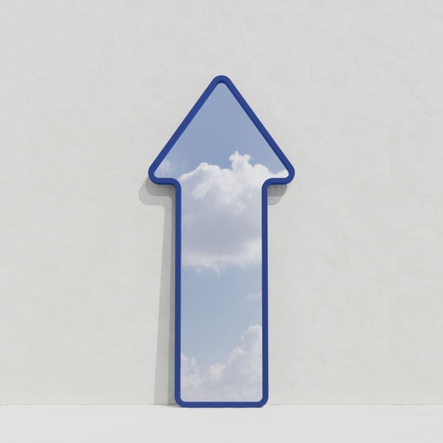 Modern Sculptural Arrow Mirror for Creative Spaces – Yellow Arrow 7 For Sale - Image 6 of 17