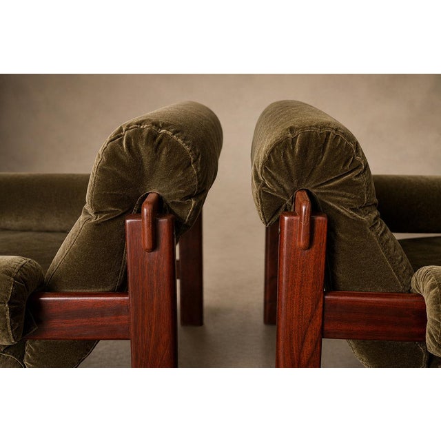 Mid-Century Modern Pair of “Copa” Armchairs in Jatobá and Olive-Green Mohair by Jean Gillon for Italma, Brazil, 1960s For Sale - Image 3 of 18