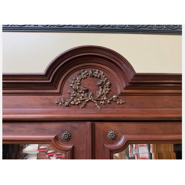 Antique Art Nouveau Cabinet in Walnut, 1900 For Sale - Image 4 of 11