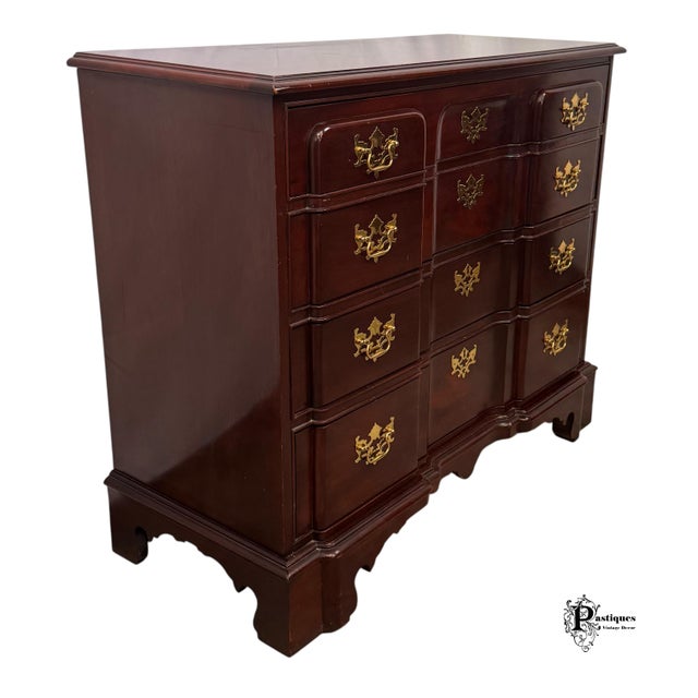 Brown Vintage Federal Style Mahogany Block Front Chest of Drawers For Sale - Image 8 of 11