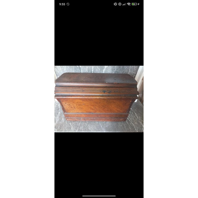Antique Singer Hand Crank Sewing Machine in Bentwood Case, 1890s For Sale - Image 3 of 10