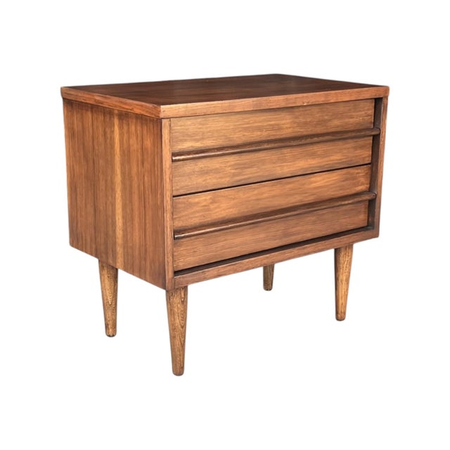 1960s Pair of Mid-Century Modern Walnut Nightstands With Recessed Pulls For Sale - Image 11 of 14