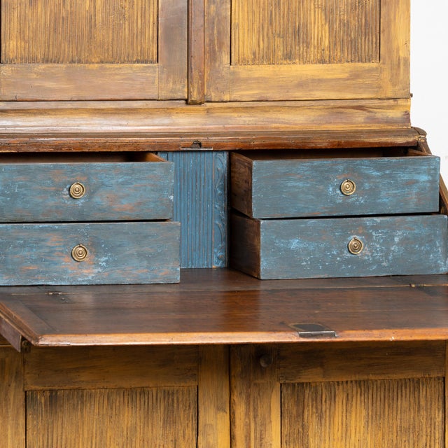19th Century Swedish Bureau Secretary Cabinet With Clock For Sale - Image 9 of 15