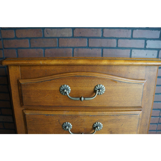 Provincial artistry combines with superior craftsmanship in this lingerie chest by Ethan Allen. Romantic and timeless the...