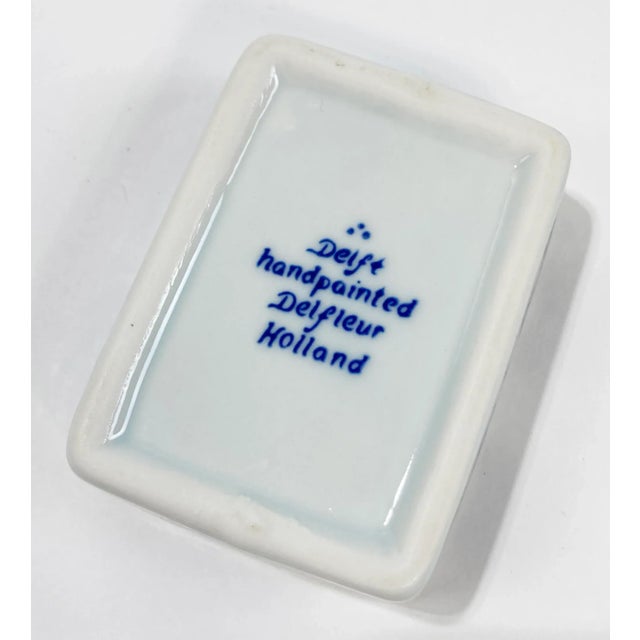 Blue Vintage Porcelain Delft Hand-Painted Trinket Box For Sale - Image 8 of 8