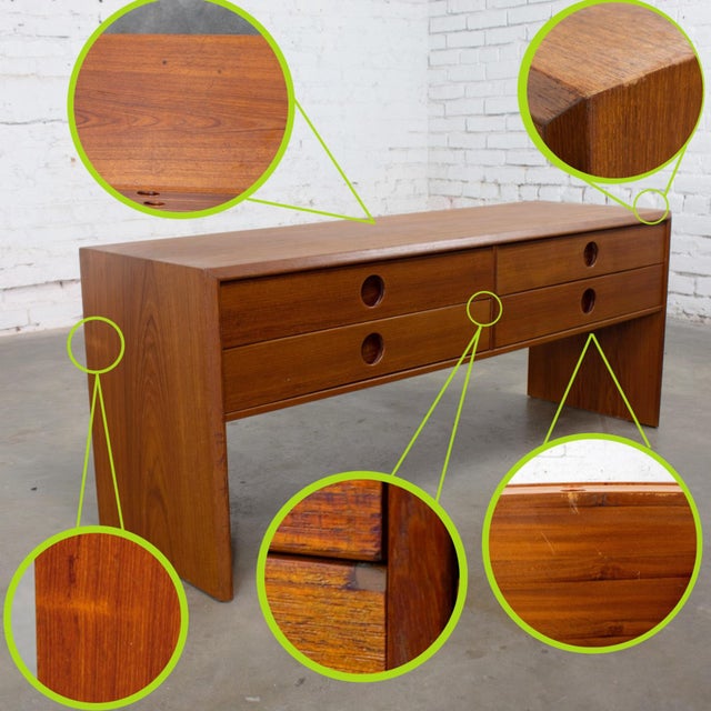 Mid to Late 20th Century Scandinavian Modern Teak Low Chest Style of Kai Kristiansen For Sale - Image 14 of 18