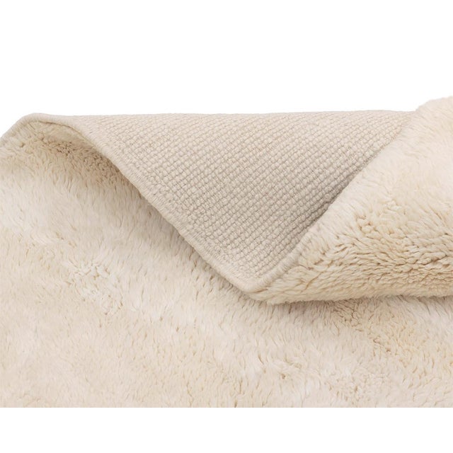 Early 21st Century Large Hand-Knotted Wool Premium Rug by Azele Studio For Sale - Image 5 of 10