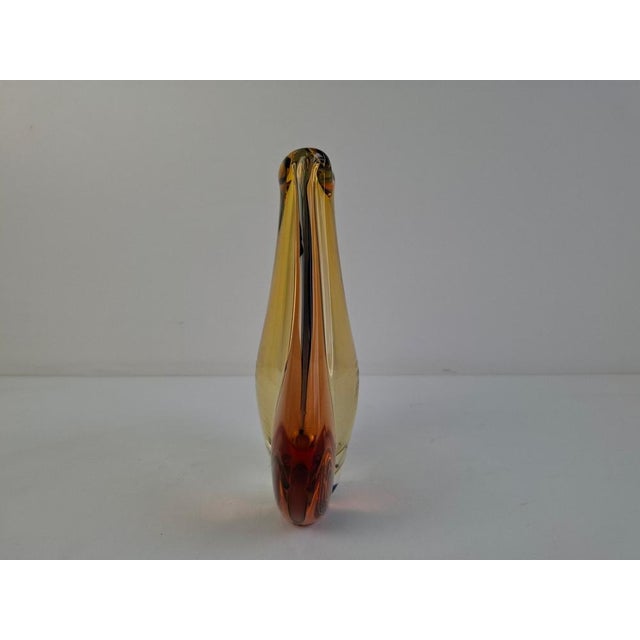 Mid-Century Modern Czech Art Glass Vase attributed to Hana Machovska Mstisov, 1960s For Sale - Image 14 of 18