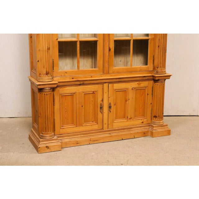 Mid 20th Century English Tall Display & Storage Cabinet For Sale - Image 11 of 12