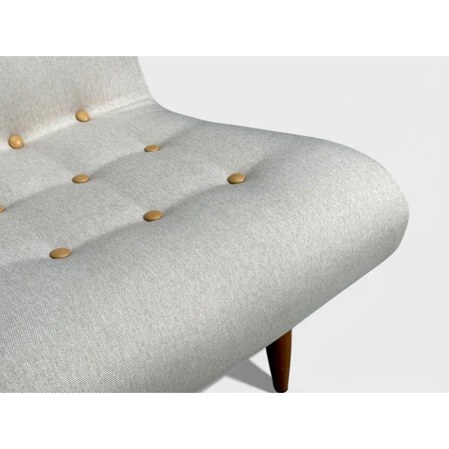Swedish Modern, Scoop Lounge Chair, Beige Linen, Beech, Sweden, 1940s For Sale In New York - Image 6 of 11