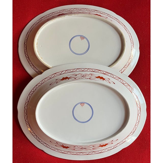 Ceramic Antique Early 19th Century English George III Spode Porcelain Oval Platters in the Chinoiserie Kakiemon Pattern 282 - A Pair For Sale - Image 7 of 9