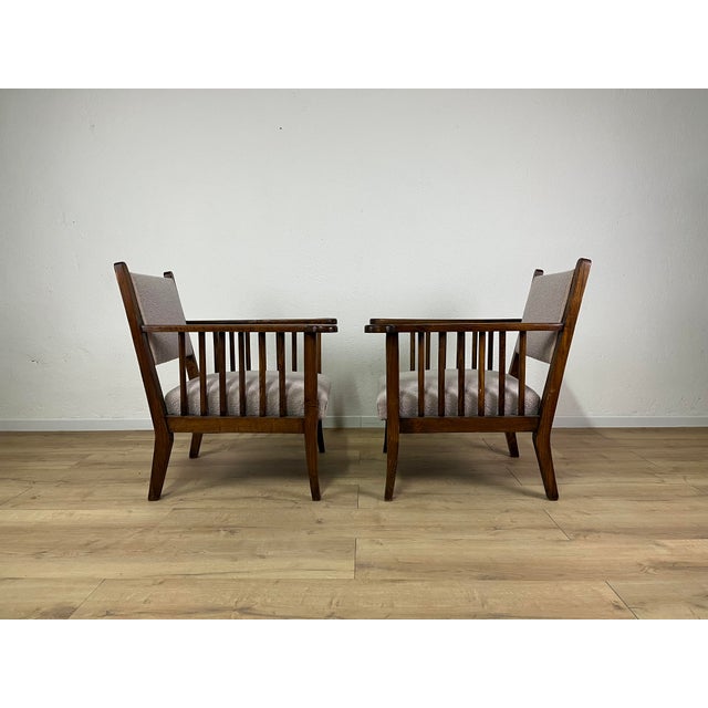 Italian Wooden Armchairs with Pink Bouclé Fabric, 1940s, Set of 2 For Sale - Image 3 of 9