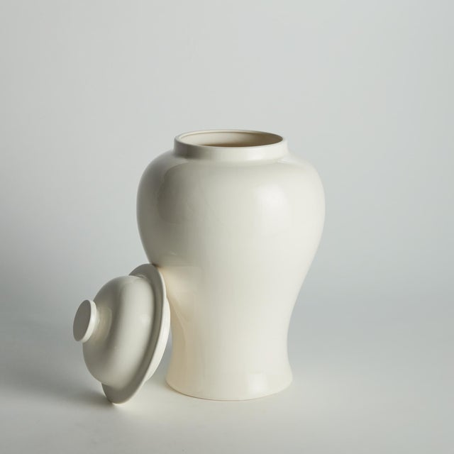 With a pureWhite high gloss glaze, this lidded ginger jar is steeped in tradition. A perfect complement to the blue...